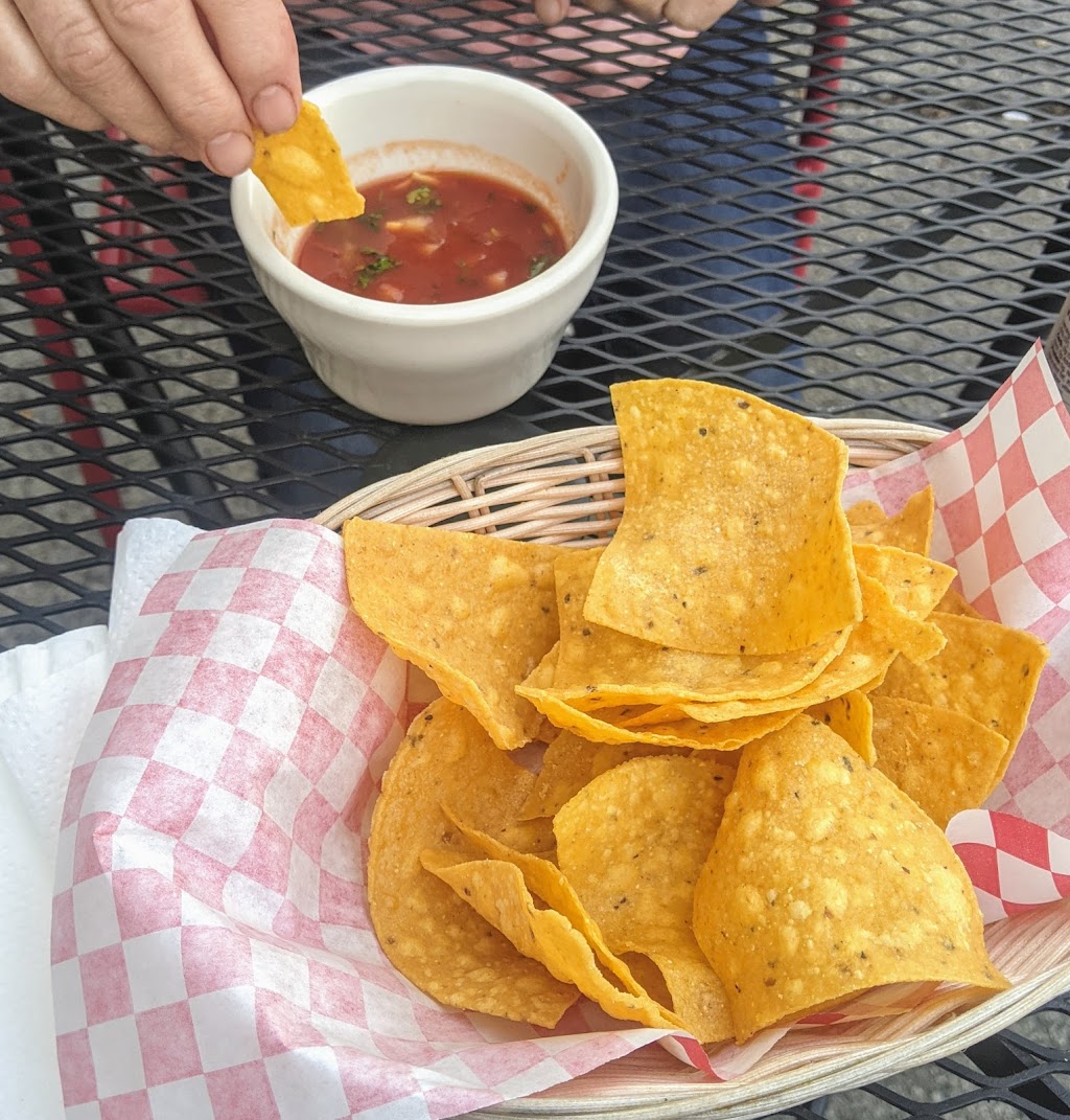 Encebollados "El Idolo" | 450 Madison Ave, Albany, NY 12208, USA | Phone: (518) 977-3291