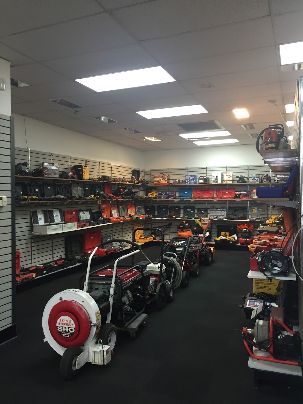 Superior Outlet and Pawn Shop | 4711 Nine Mile Rd, Richmond, VA 23223 | Phone: (804) 303-9015