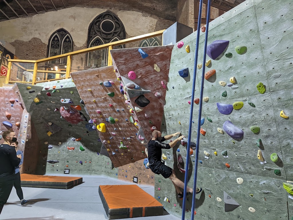 Urban Krag Climbing Center | 125 Clay St, Dayton, OH 45402, USA | Phone: (937) 224-5724