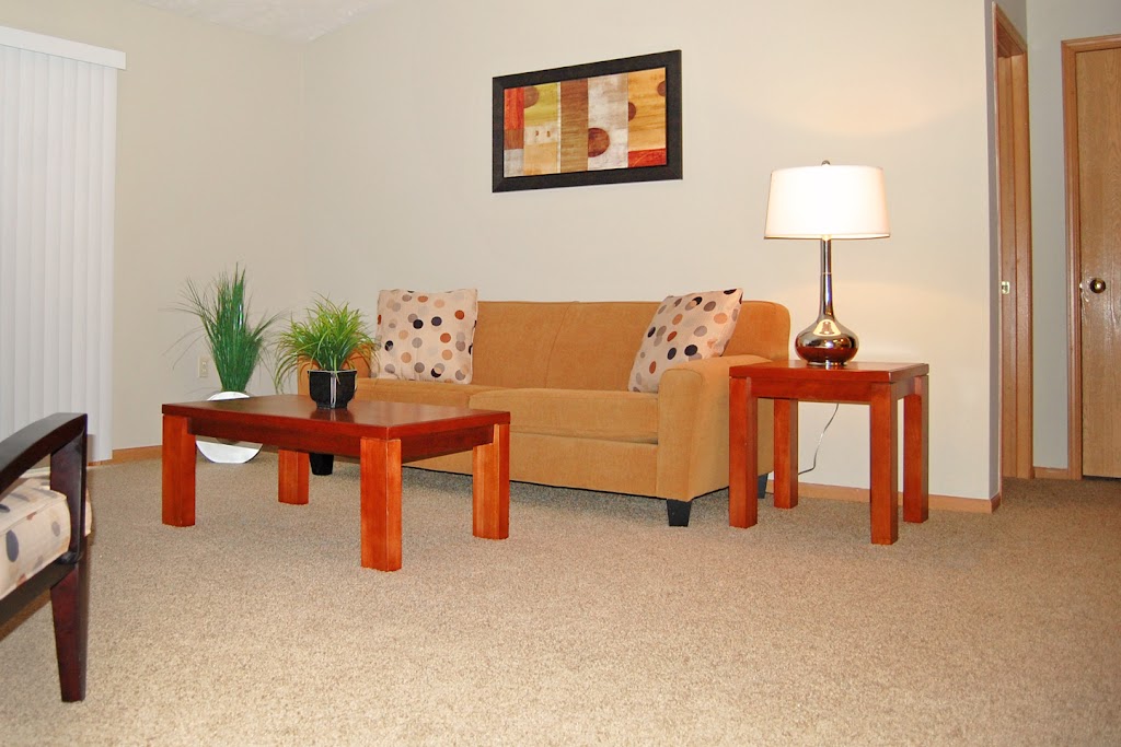 Eagle Run Apartments | 3203 N 121st Plaza, Omaha, NE 68164, USA | Phone: (402) 496-0600