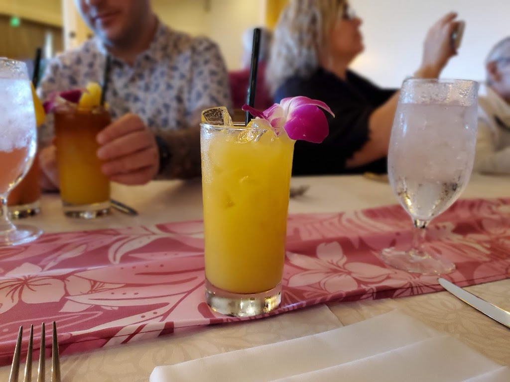 Ahaaina Luau | 2259 Kalākaua Ave, Honolulu, HI 96815, USA | Phone: (808) 921-4600