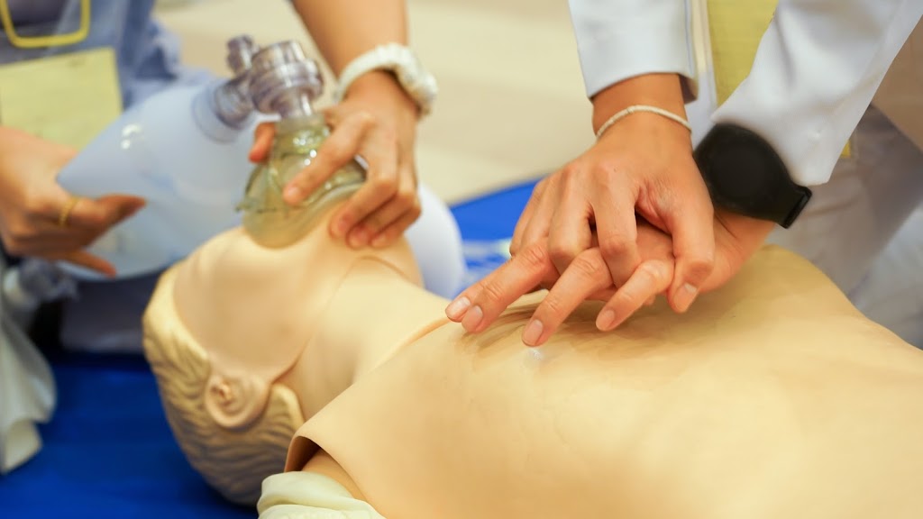 One Stop BLS Training Center | 989 W Kennedy Blvd Suite 201, Orlando, FL 32810 | Phone: (407) 335-4147