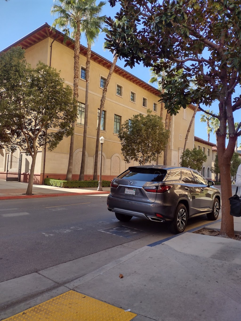 Starbucks | 3201 S Hoover St, Los Angeles, CA 90089, USA | Phone: (213) 460-1662