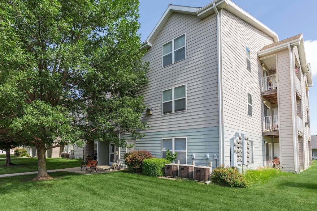 Independence Court Apartments | 2055 Meadow Ln, Seward, NE 68434, USA | Phone: (402) 227-6525