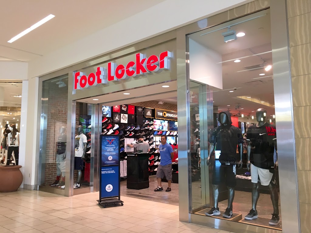 Foot Locker | 394 Hillsdale Shop Center, San Mateo, CA 94403, USA | Phone: (650) 345-7610