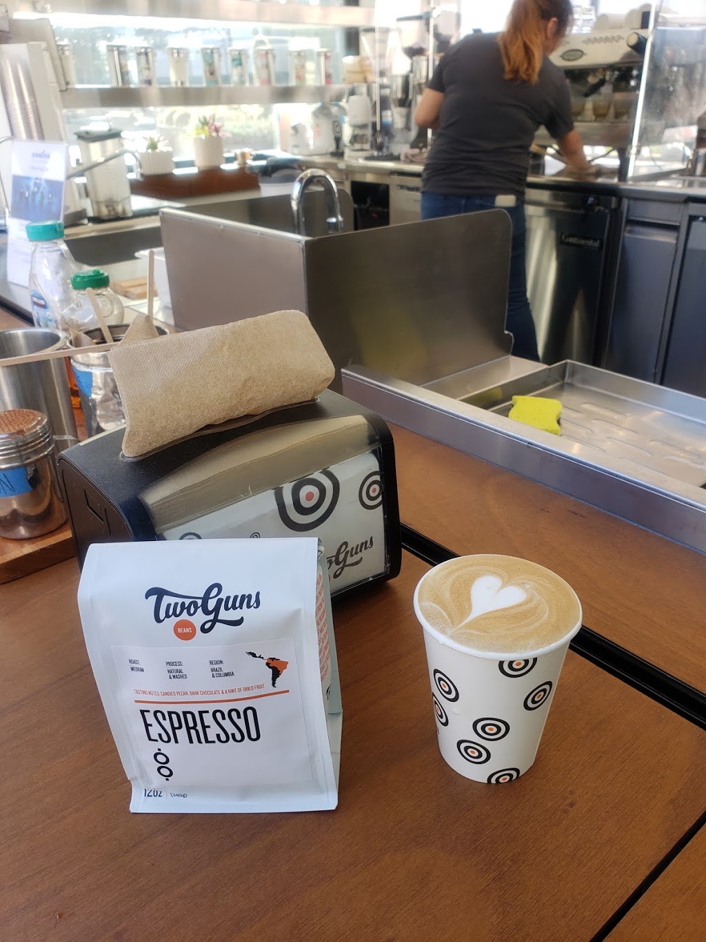 Two Guns Espresso | 360 N Sepulveda Blvd, El Segundo, CA 90245, USA | Phone: (310) 850-9348