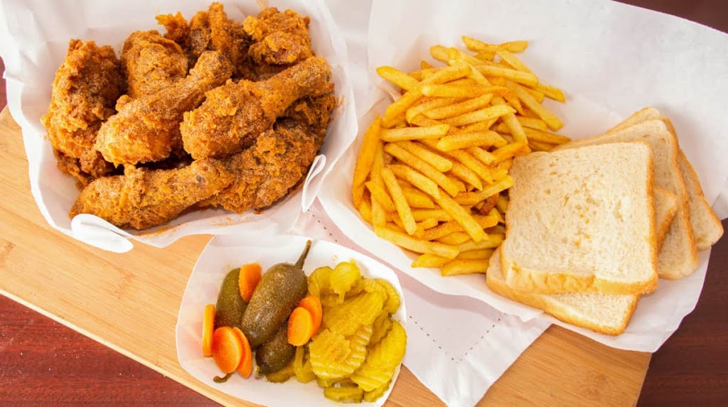 Henderson Chicken | 8445 S Lancaster Rd, Dallas, TX 75241, USA | Phone: (469) 608-5436