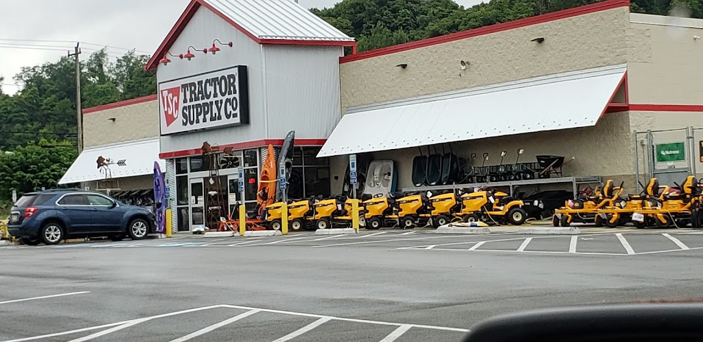 Tractor Supply Co. | 122 Mosside Blvd, North Versailles, PA 15137, USA | Phone: (412) 824-8555