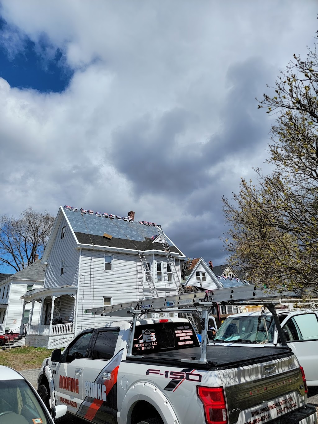 J & B Roofing LLC | 29 Frost Ave, Brockton, MA 02301, USA | Phone: (508) 691-8477