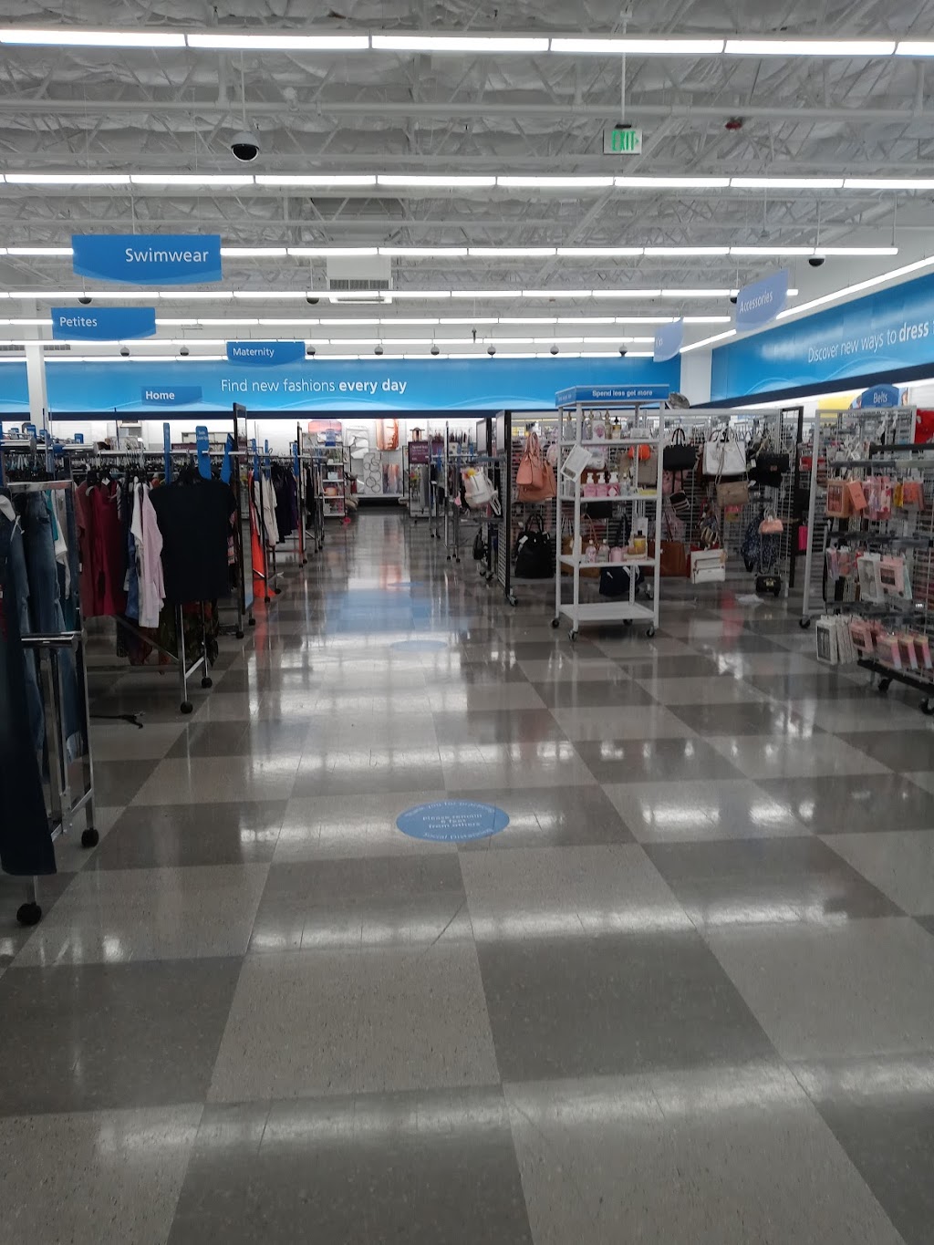 Ross Dress for Less | 2700 Miamisburg Centerville Rd, Dayton, OH 45459, USA | Phone: (937) 435-5610