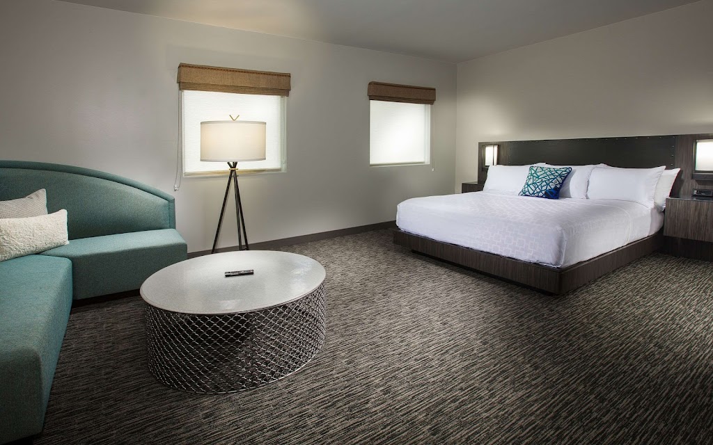 Cambria Hotel Southlake DFW North | 2104 E State Hwy 114, Southlake, TX 76092, USA | Phone: (817) 329-1010