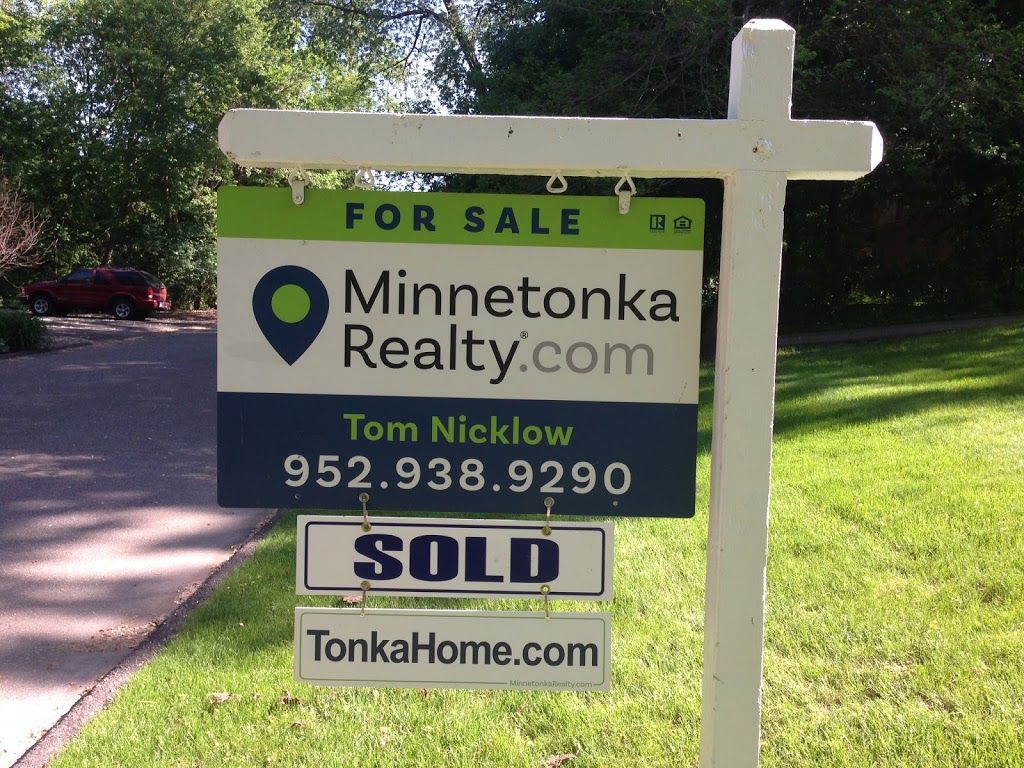 Minnetonka Realty | 16301 Kensington Ct, Minnetonka, MN 55345 | Phone: (952) 938-9290