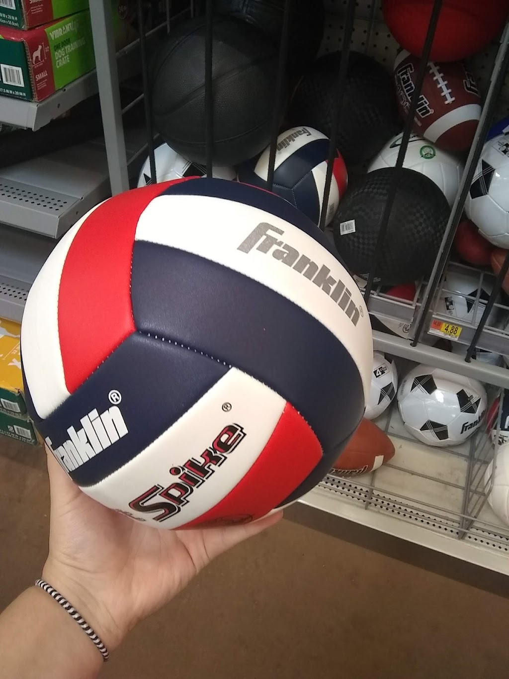 Walmart Supercenter | 6711 NC-135, Mayodan, NC 27027, USA | Phone: (336) 548-6540