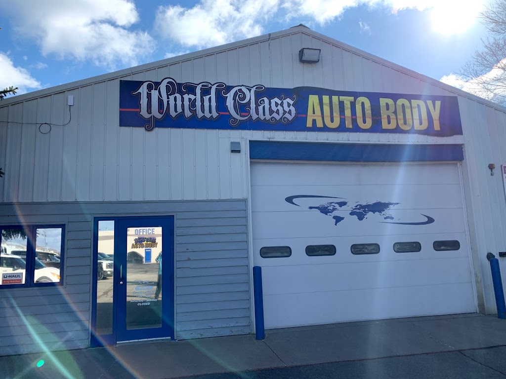 World Class Auto Body | 17395 Voyageur Highway, 17395 US-10, Elk River, MN 55330, USA | Phone: (763) 441-9192