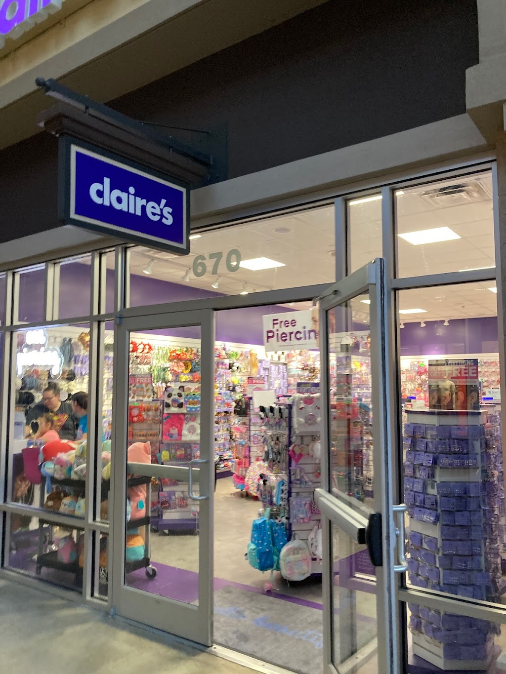 Claires | 4000 Arrowhead Blvd #670, Mebane, NC 27302, USA | Phone: (919) 563-0139