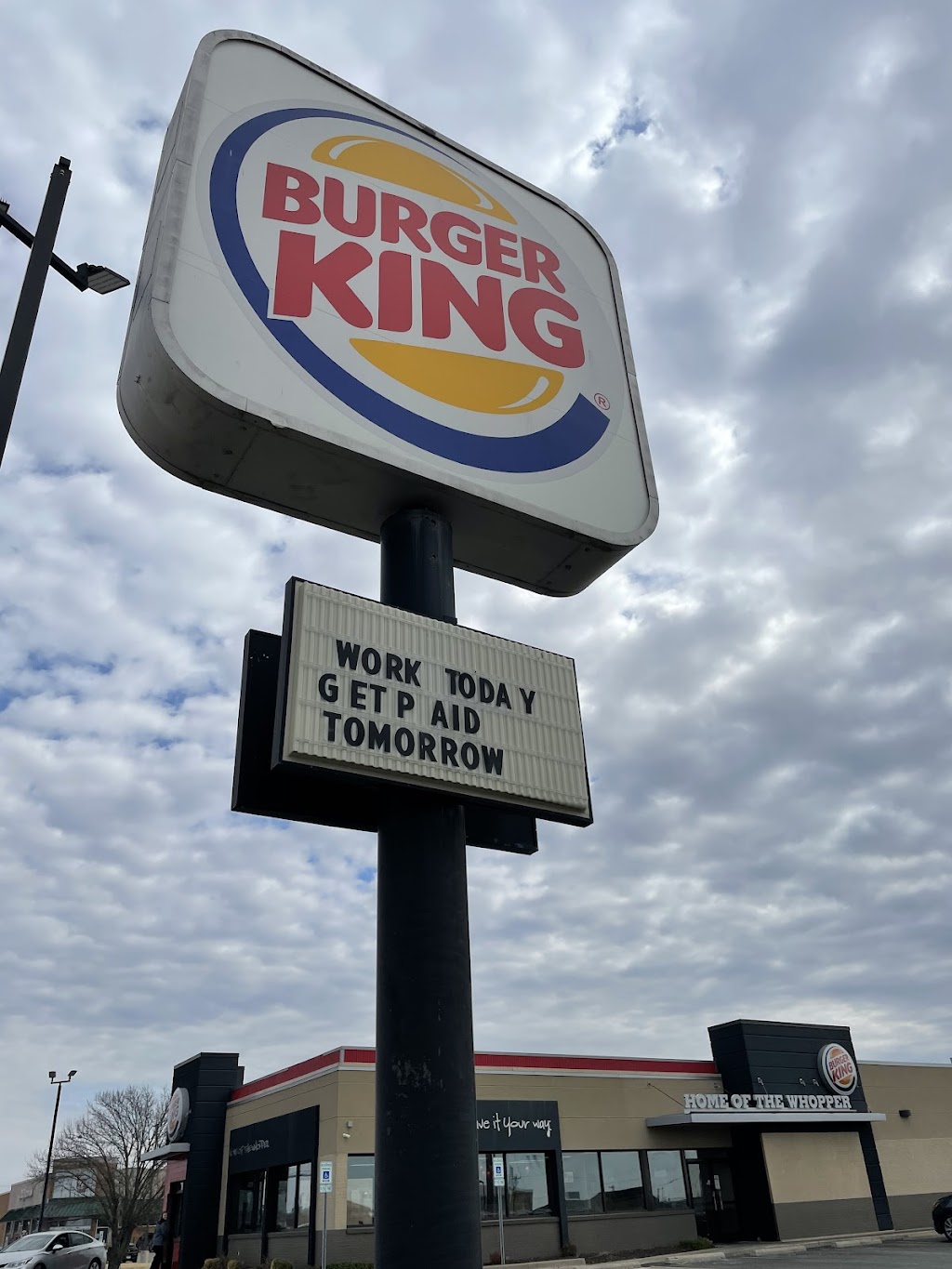 Burger King | 708 Edwardsville Rd, Troy, IL 62294, USA | Phone: (618) 667-8390