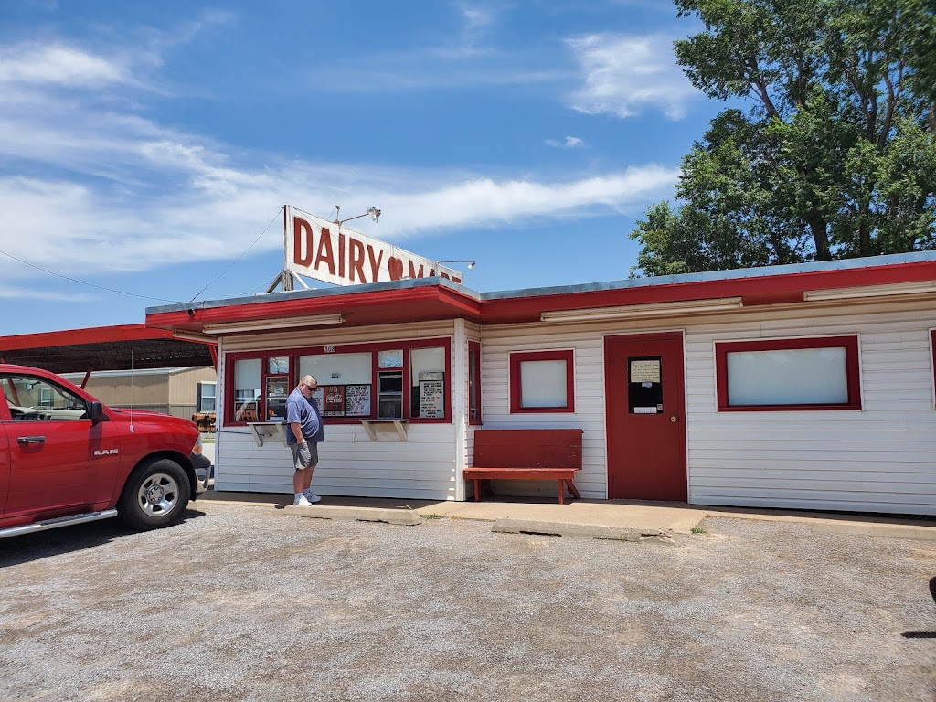 Dairy Mart | 308 S Main, Union City, OK 73090 | Phone: (405) 483-5484