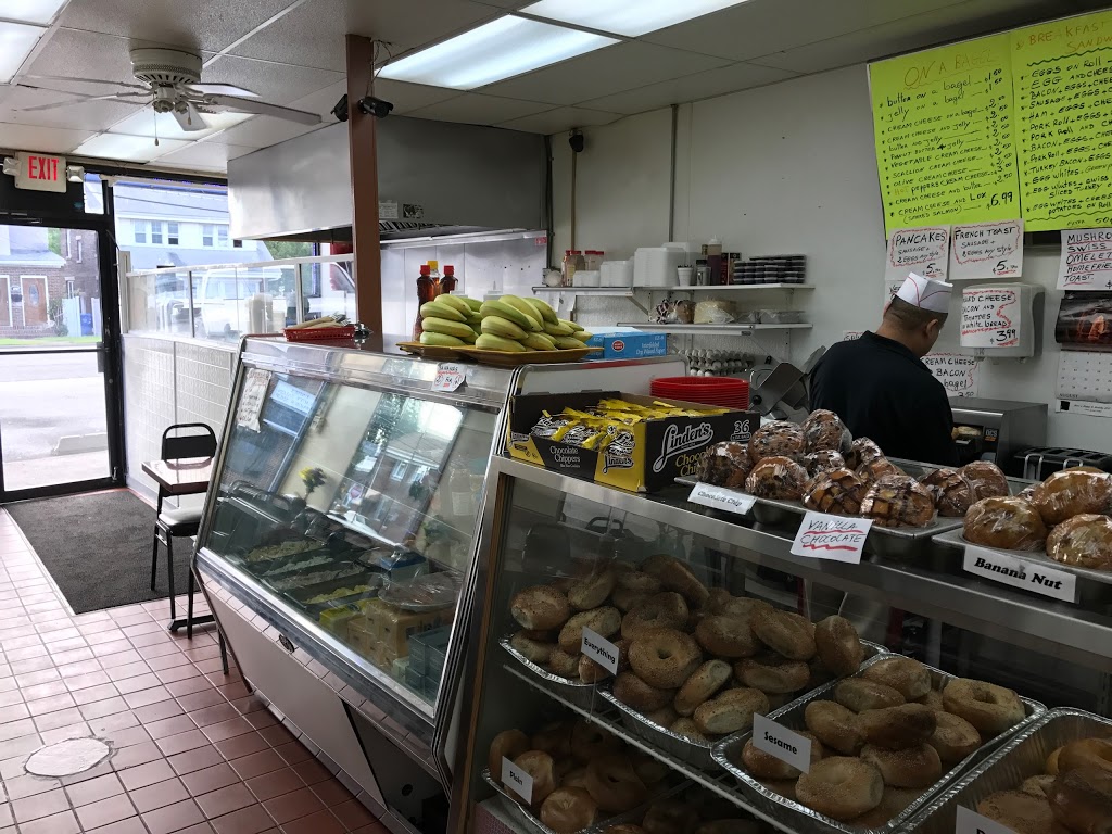 Charlies Deli & Bagels | 535 Amboy Ave, Woodbridge, NJ 07095, USA | Phone: (732) 726-8701