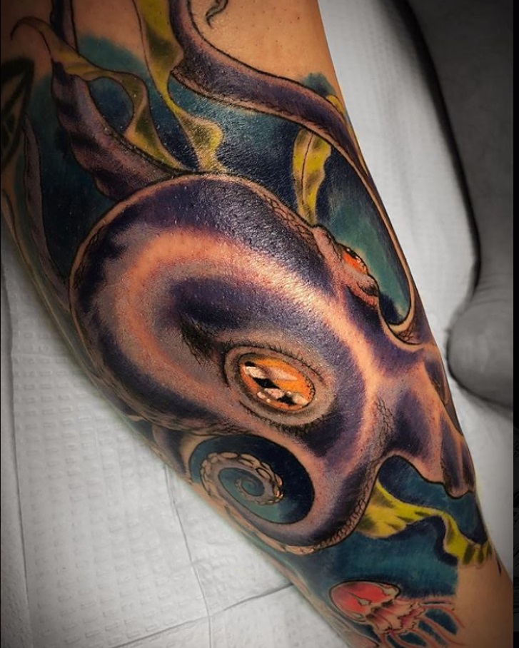 Lady Octopus Tattoos | 1440 N Edgewood St Suite 165, Arlington, VA 22201, USA | Phone: (703) 528-1099