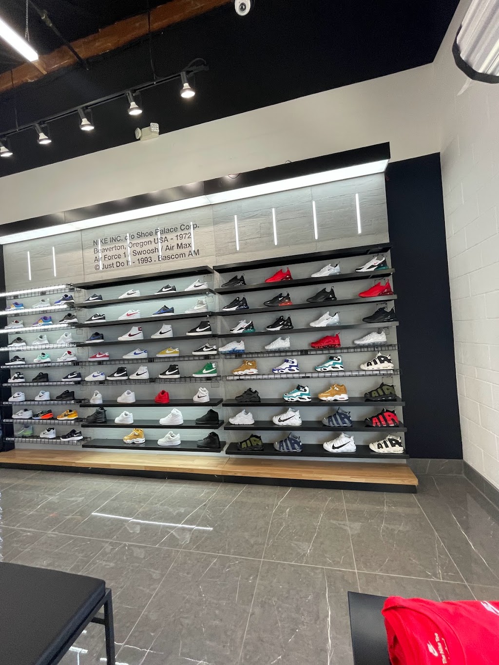 Shoe Palace | 1362 Fitzgerald Dr, Pinole, CA 94564, USA | Phone: (341) 222-1049