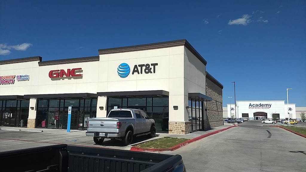 AT&T Store | 11435 Quaker Ave Suite 300, Lubbock, TX 79423, USA | Phone: (806) 451-5008