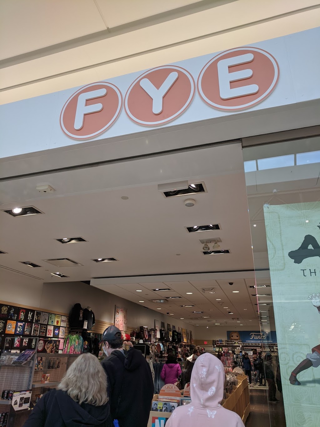 FYE | 99 Rockingham Park Blvd Space W221, Salem, NH 03079, USA | Phone: (603) 434-0516