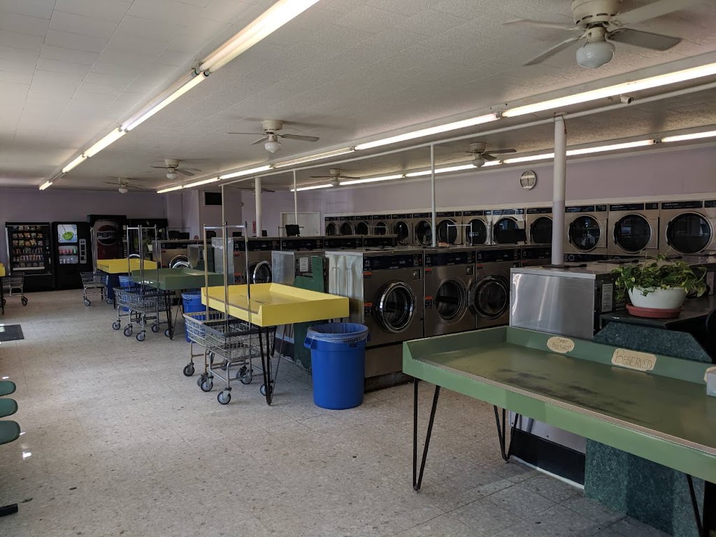 Town & Country Laundry | 110 N 13th St, Aransas Pass, TX 78336, USA | Phone: (361) 758-2858