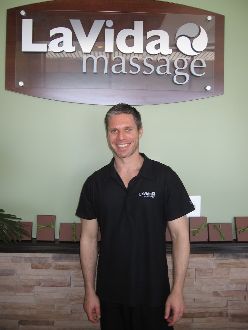 LaVida Massage | 3050 Union Lake Rd Suite 3D, Commerce Charter Twp, MI 48382, USA | Phone: (248) 366-4611