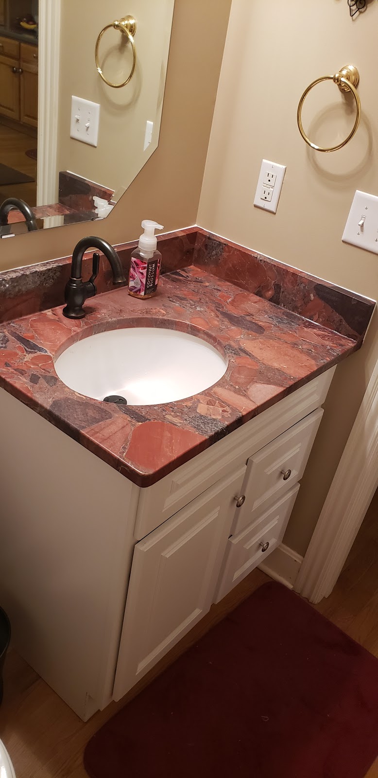 Midwest Marble & Granite | 1819 E Spruce St, Olathe, KS 66062, USA | Phone: (913) 486-2247