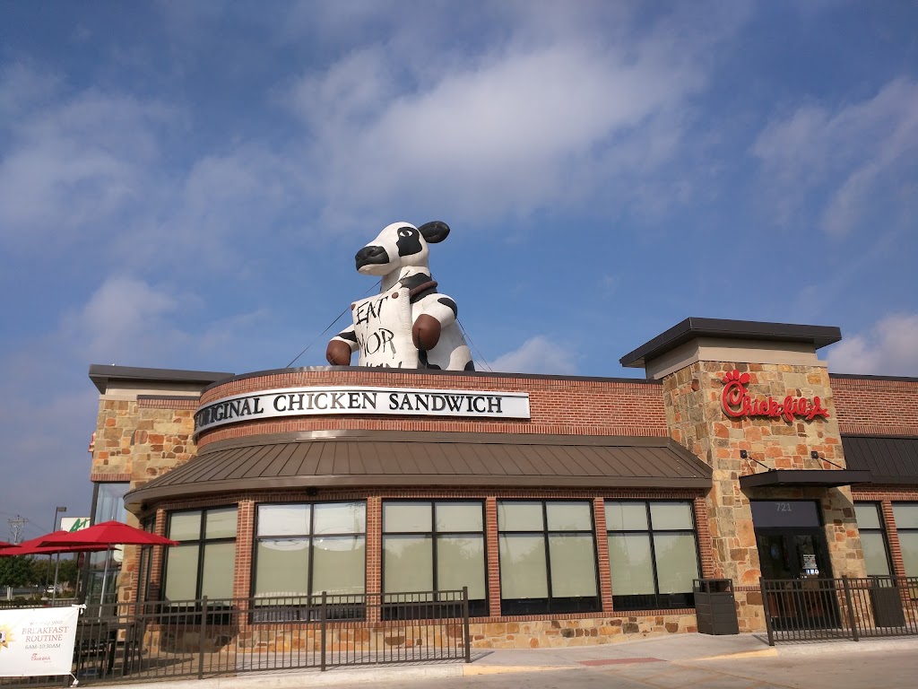 Chick-fil-A | 721 State Hwy 71, Bastrop, TX 78602, USA | Phone: (512) 332-2000