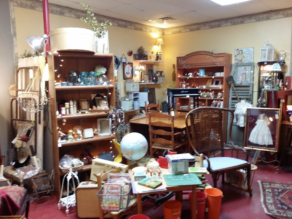 Main Street Antiques & More | 103 S Main St, Farmersville, TX 75442, USA | Phone: (972) 782-8192