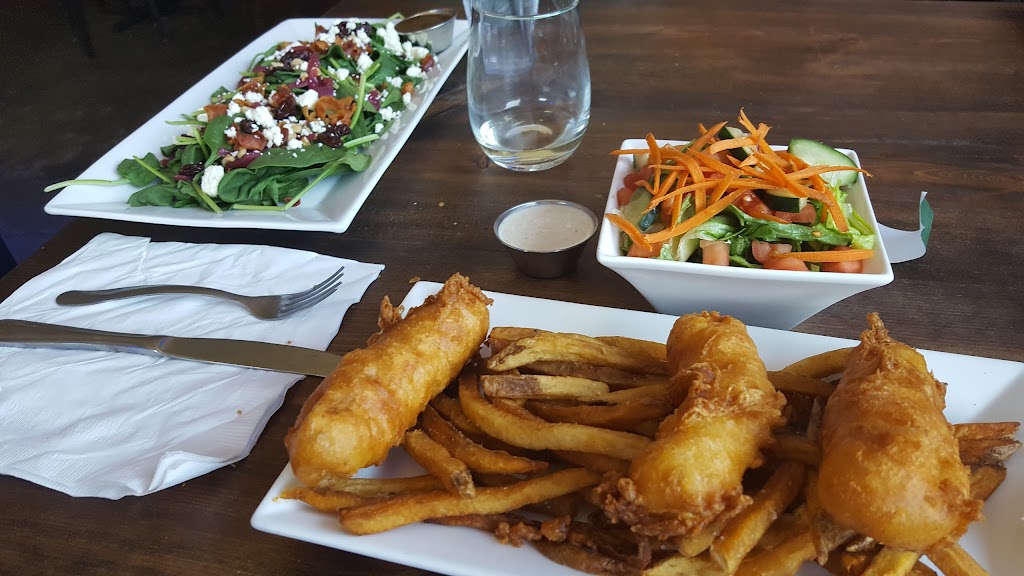 Grizzlys Bar & Grill | 1519 Oak St, Wyandotte, MI 48192, USA | Phone: (734) 708-4749