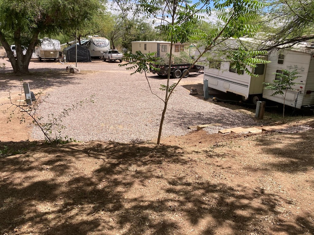 Greenback Crossing RV Park | 170 E Greenback Vly Rd, Tonto Basin, AZ 85553, USA | Phone: (928) 457-7875