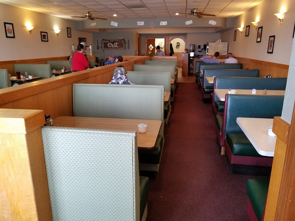 Indiana Pancake House | 919 N Main St, Bluffton, IN 46714, USA | Phone: (260) 353-1414