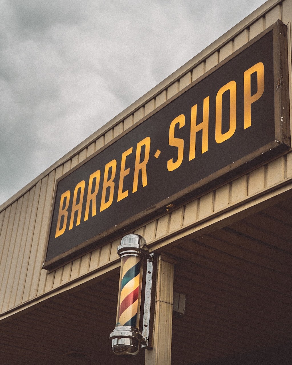 Hendersonville Barbers | 699 W Main St, Hendersonville, TN 37075, USA | Phone: (615) 348-8199