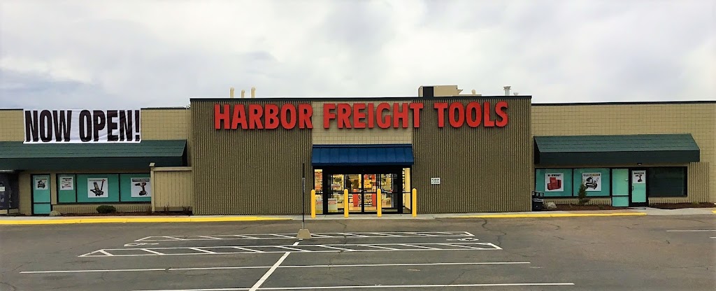 Harbor Freight Tools | 3128 Hwy 13 W, Burnsville, MN 55337, USA | Phone: (952) 707-9361