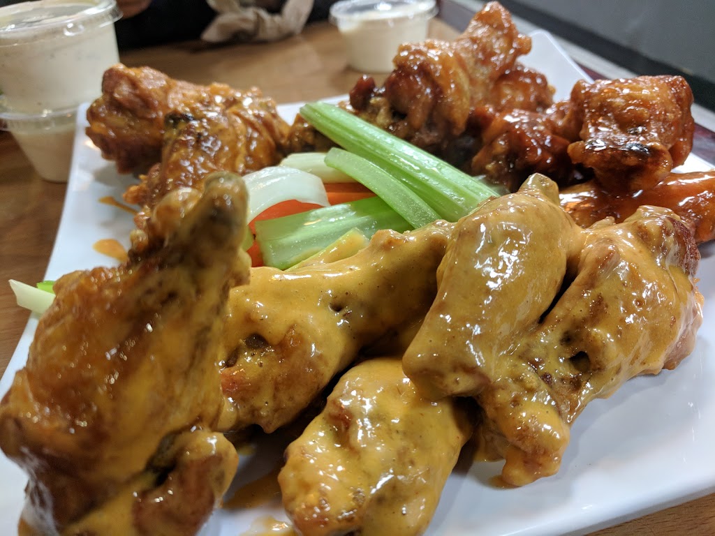 Wings Empire | 263 E Orange Ave, Chula Vista, CA 91911, USA | Phone: (619) 426-9464