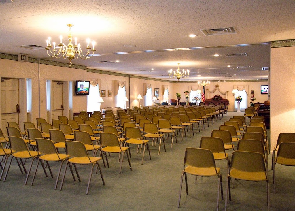 Goodwin - Cale & Harnish Memorial Chapel | 3220 IN-124 #90, Bluffton, IN 46714, USA | Phone: (260) 824-3852