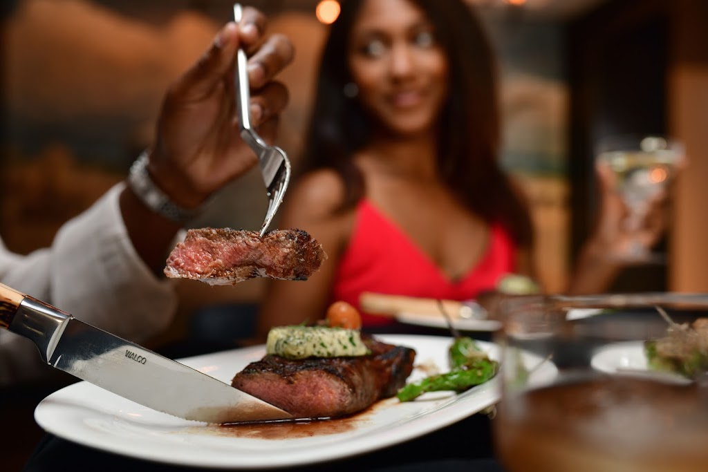 Double Cut Steakhouse | 3001 Kalahari Blvd, Round Rock, TX 78665, USA | Phone: (512) 652-0005