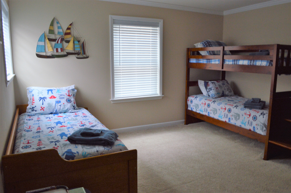 Anchors By The Park- Cape Charles Stay | 9 Park Row, Cape Charles, VA 23310, USA | Phone: (757) 635-8442