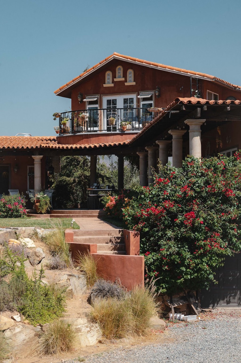 Viña Calabria | Valle De Guadalupe, 22766 Villa de Juárez, B.C., Mexico | Phone: 646 226 2495