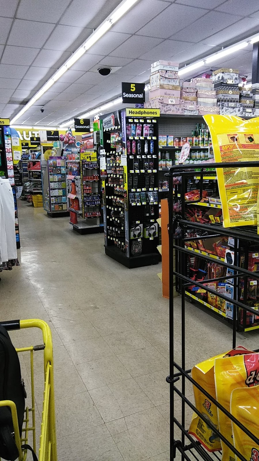 Dollar General | 720 Boone Ave, Winchester, KY 40391, USA | Phone: (502) 805-7080