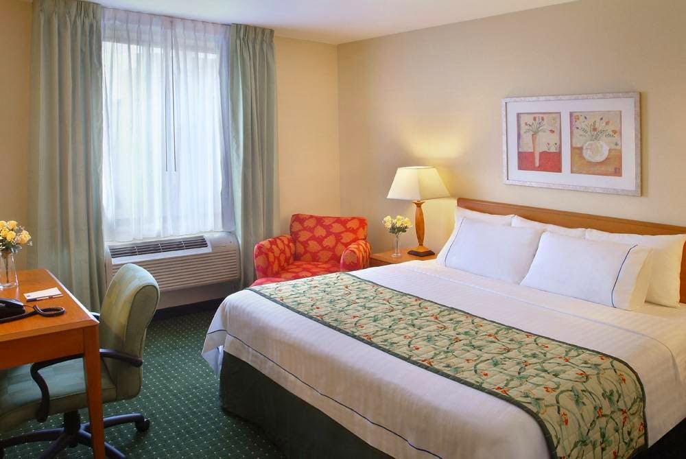 Corona Hotel | 112-23 Roosevelt Ave, Corona, NY 11368, USA | Phone: (718) 779-5200