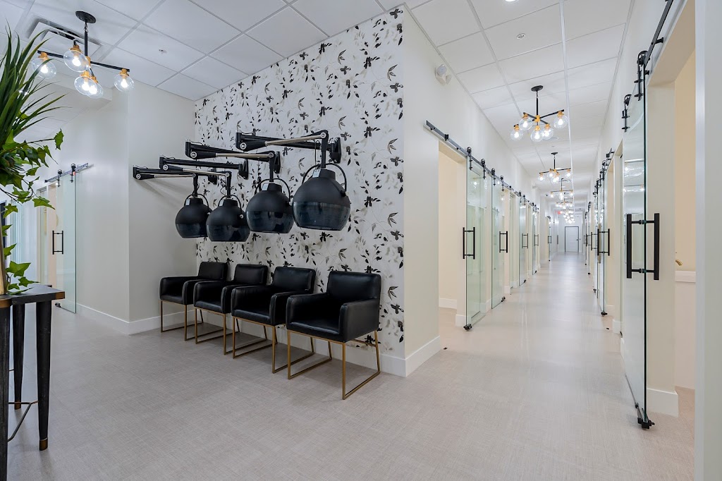 Lavish Studios - Salon Suites | 8950 E Germann Rd, Mesa, AZ 85212, USA | Phone: (480) 477-5726