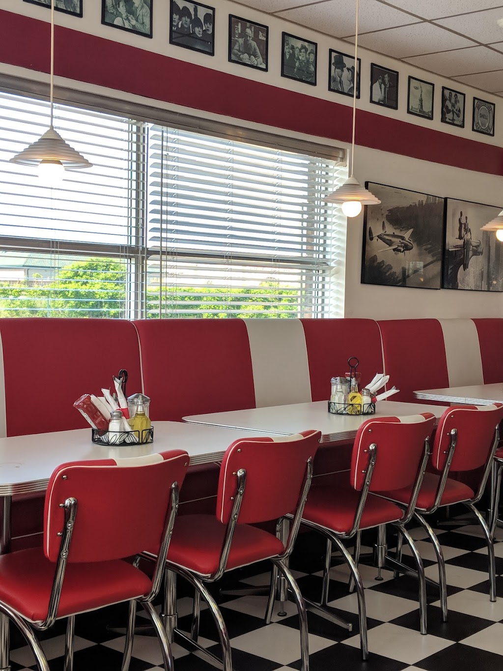 Michigan Diner (Manning) | 1331 Manning Rd, Tecumseh, ON N8N 2L9, Canada | Phone: (519) 979-1800