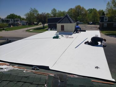 COMMERCIAL ROOFING ST.LOUIS | 1710 Scherer Pkwy, St Charles, MO 63303, USA | Phone: (314) 596-8289