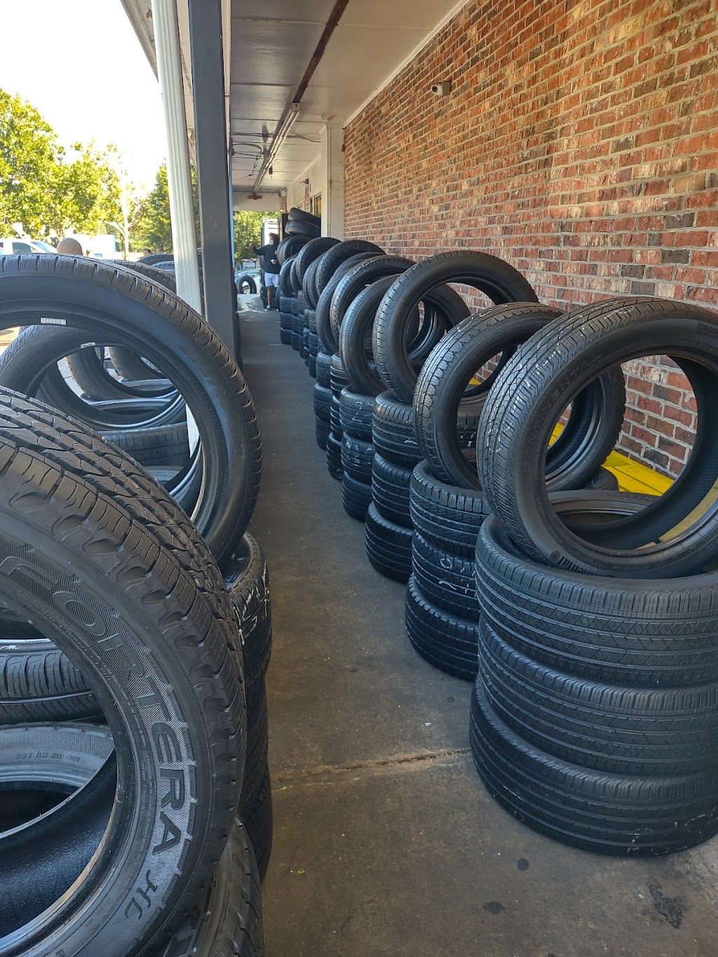 Kekes Tires - Used Tires - Llantas Usadas | 3802 Atlantic Ave, Raleigh, NC 27604, USA | Phone: (919) 239-4700