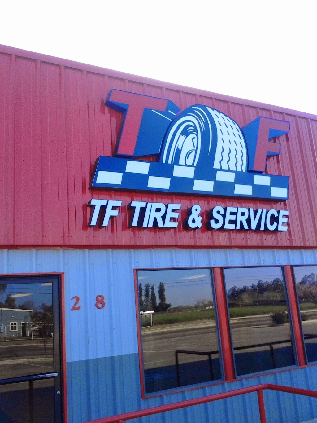 Southern Tire Mart | 28 S Westwood St, Porterville, CA 93257, USA | Phone: (559) 788-2024