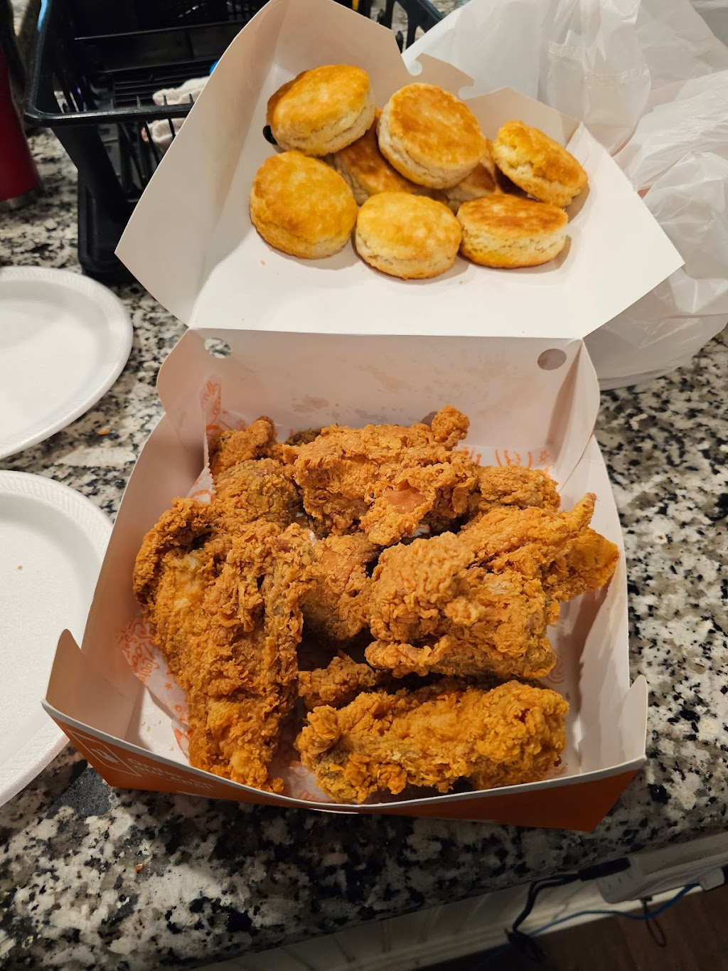 Popeyes Louisiana Kitchen | 7723 Bardstown Rd, Louisville, KY 40291, USA | Phone: (502) 915-7984