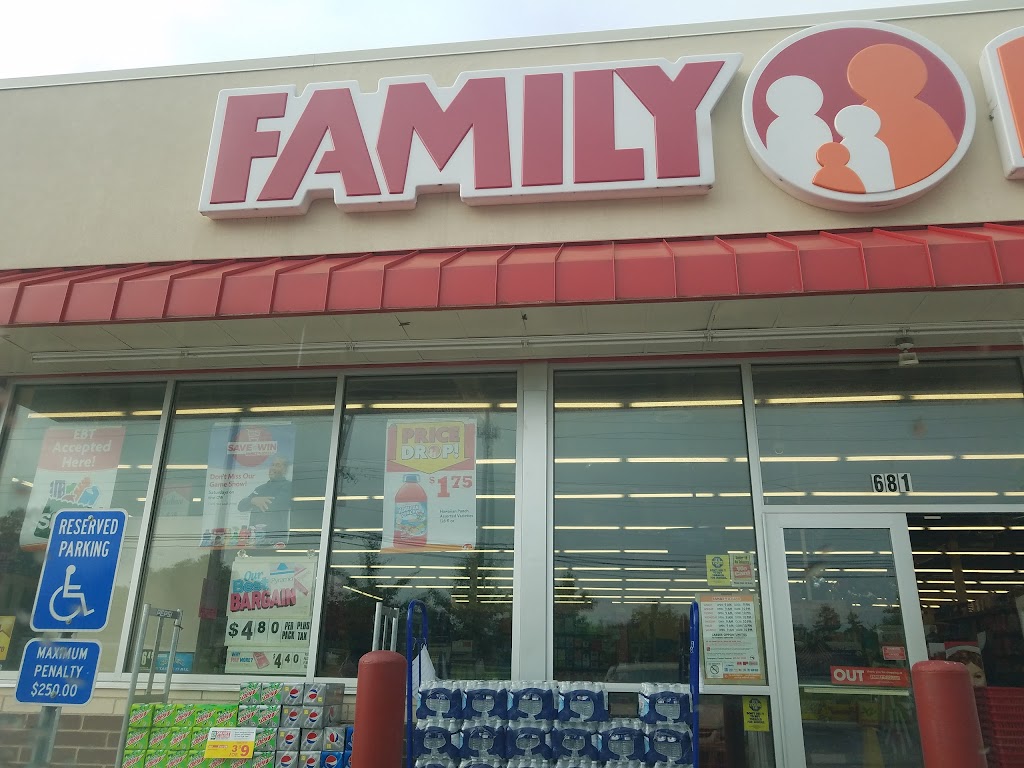 Family Dollar | 681 OH-125, Cincinnati, OH 45245, USA | Phone: (513) 718-5195